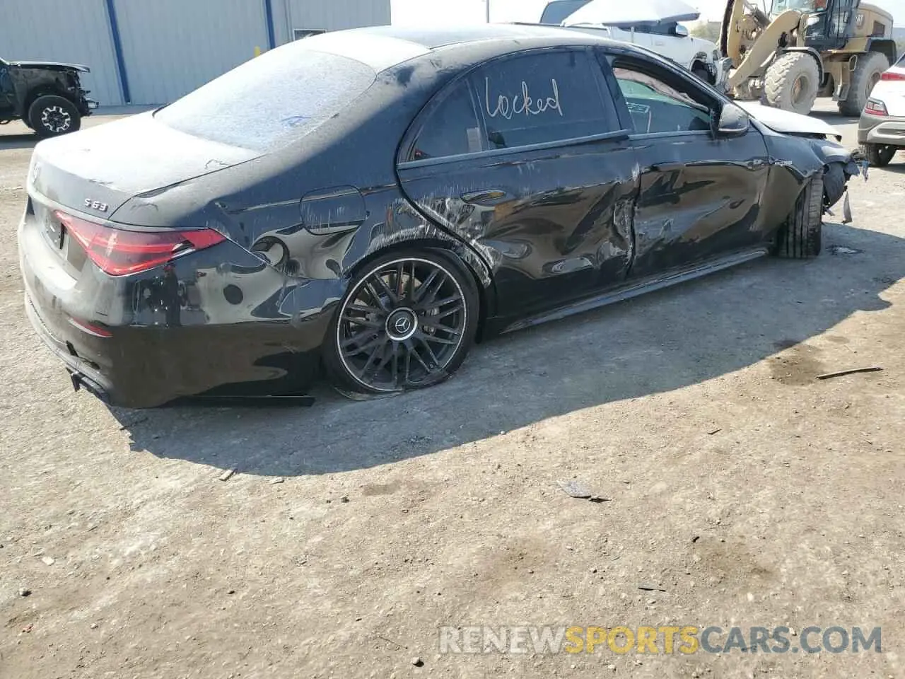 3 Photograph of a damaged car W1K6G8CB5RA302611 MERCEDES-BENZ S 63 E PER 2024