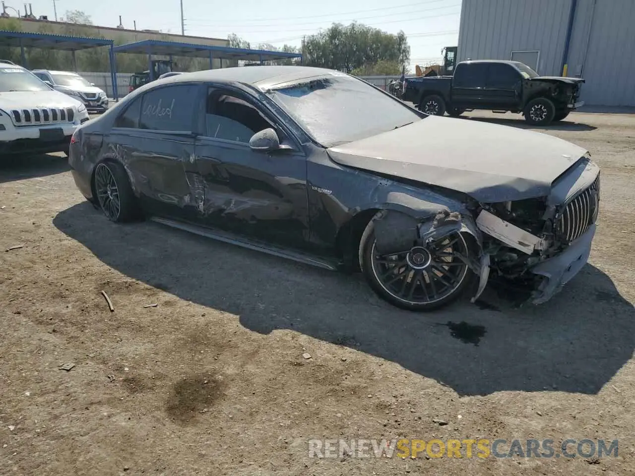4 Photograph of a damaged car W1K6G8CB5RA302611 MERCEDES-BENZ S 63 E PER 2024