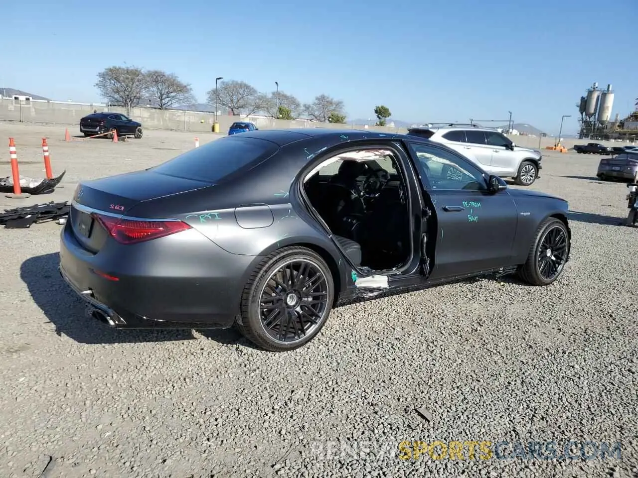 3 Photograph of a damaged car W1K6G8CB1SA317158 MERCEDES-BENZ S 63 E PER 2025