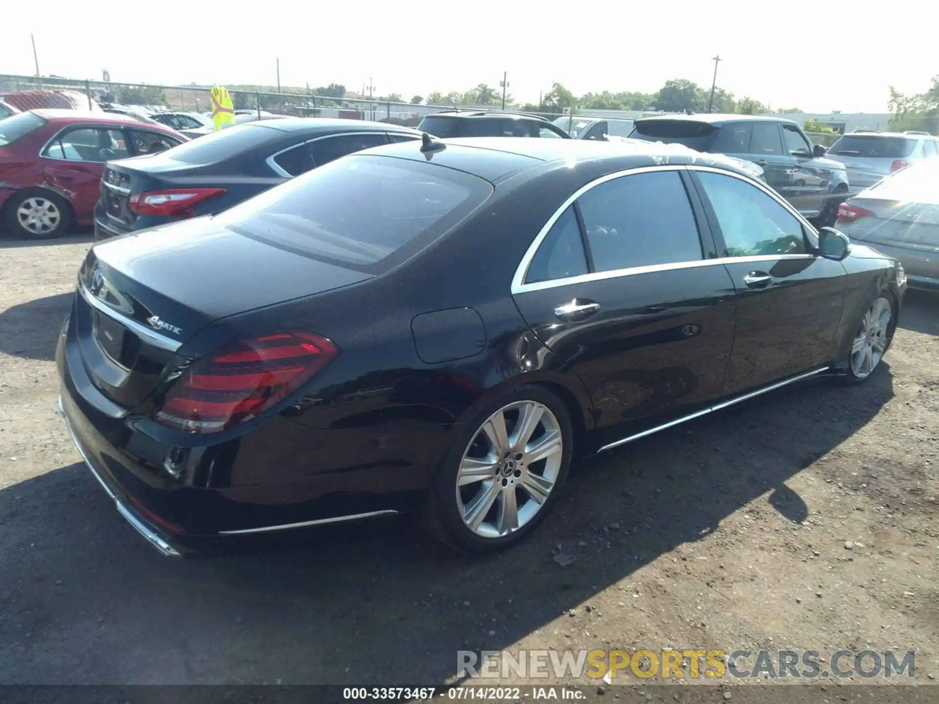 4 Photograph of a damaged car WDDUG6EB5KA456122 MERCEDES-BENZ S-CLASS 2019