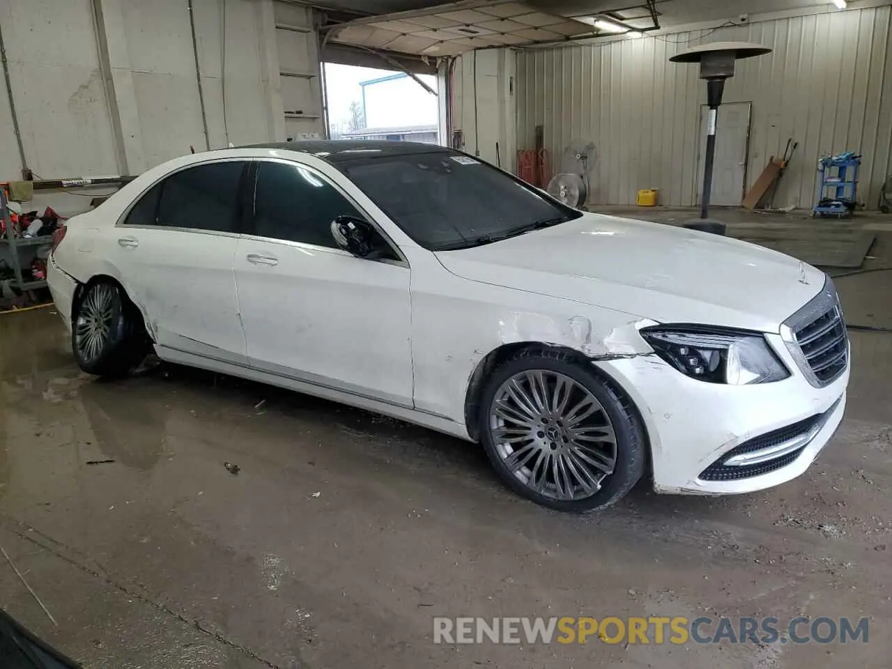 4 Photograph of a damaged car WDDUG6GB6KA424101 MERCEDES-BENZ S-CLASS 2019