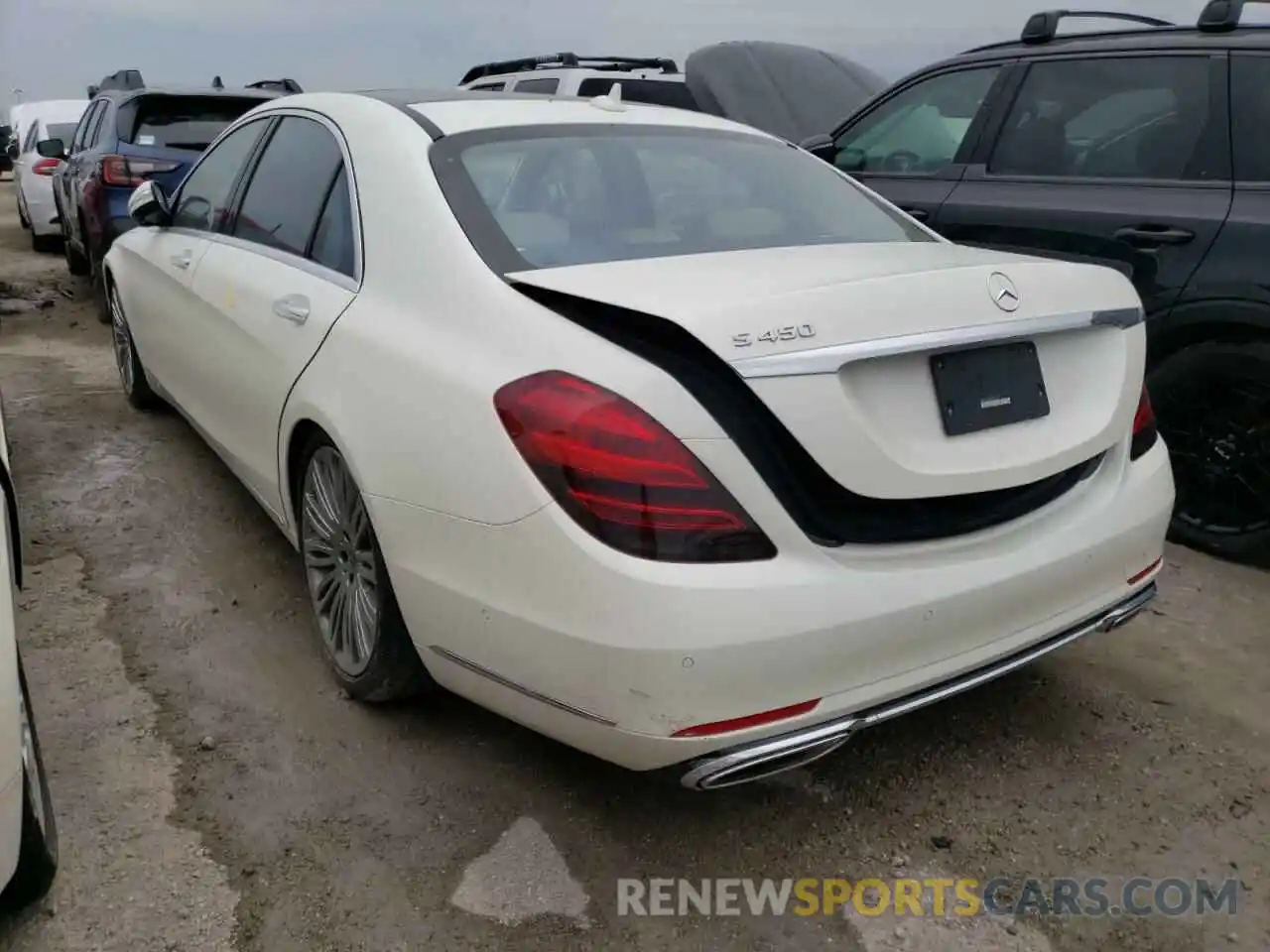 3 Photograph of a damaged car WDDUG6GB6KA438371 MERCEDES-BENZ S-CLASS 2019