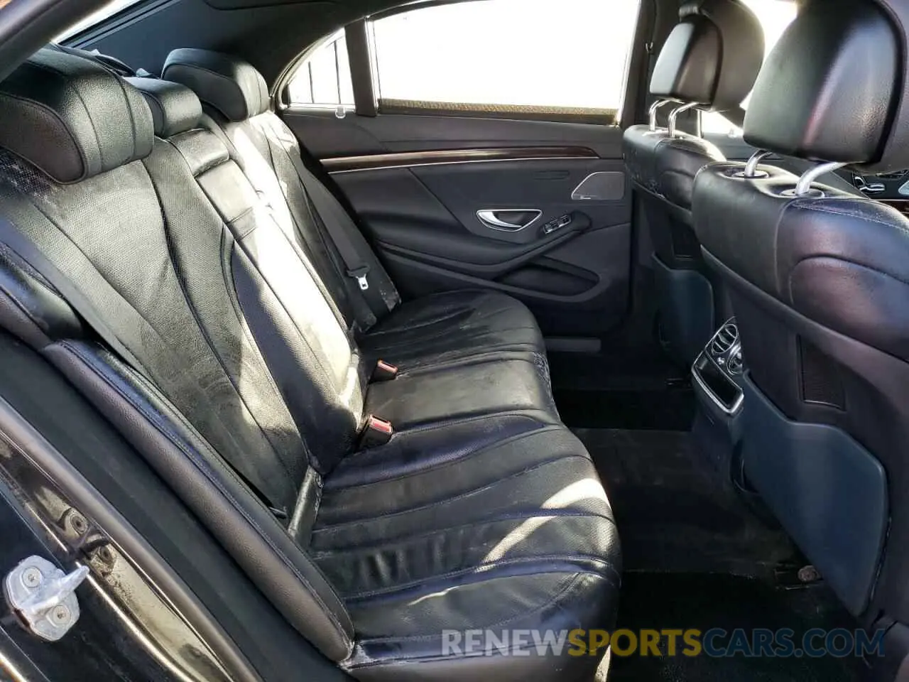 6 Photograph of a damaged car WDDUG6GB7KA480418 MERCEDES-BENZ S-CLASS 2019