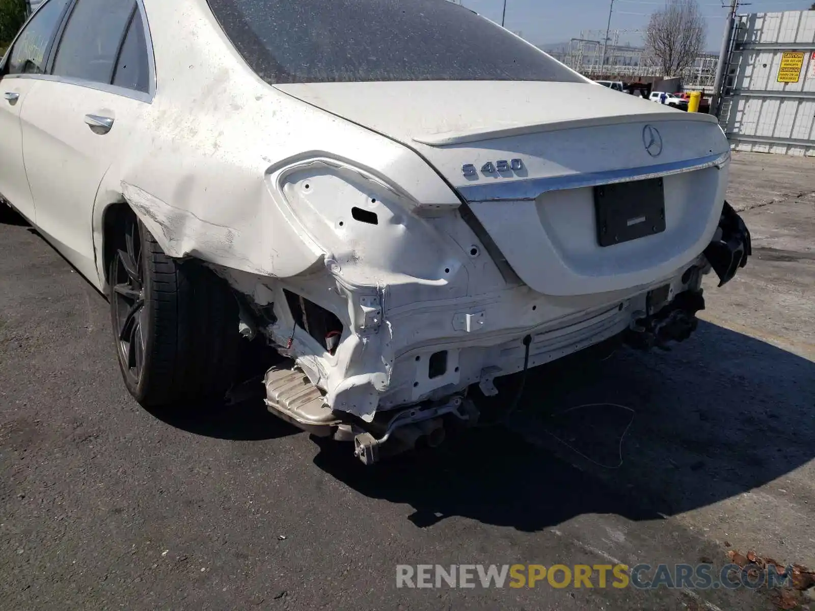 9 Photograph of a damaged car WDDUG6GB8KA491055 MERCEDES-BENZ S-CLASS 2019