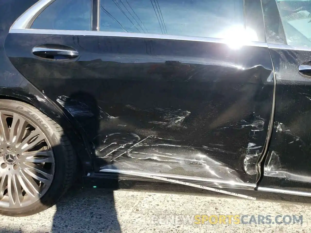 9 Photograph of a damaged car WDDUG8DB2KA426234 MERCEDES-BENZ S-CLASS 2019