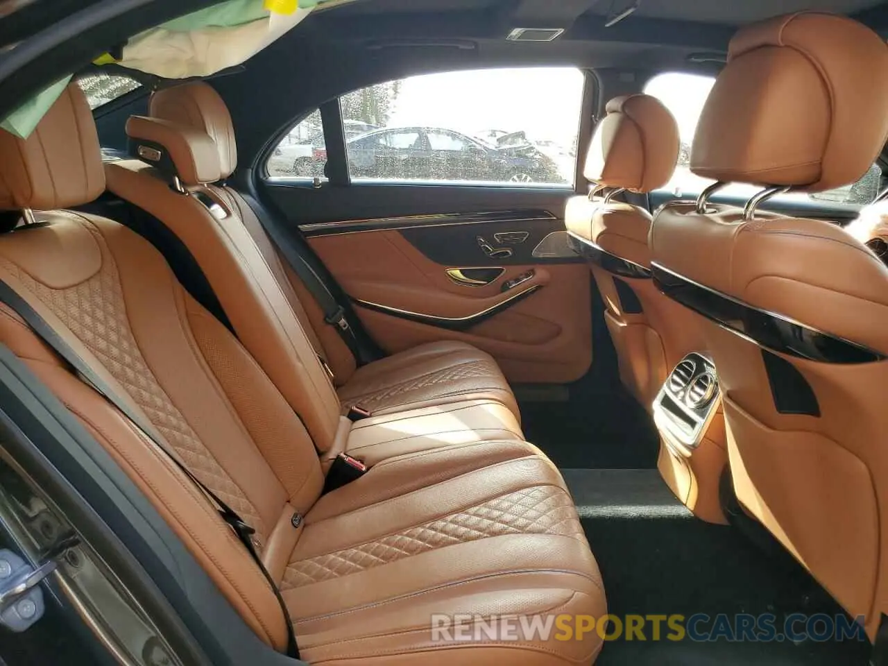 10 Photograph of a damaged car WDDUG8DB2KA428453 MERCEDES-BENZ S-CLASS 2019