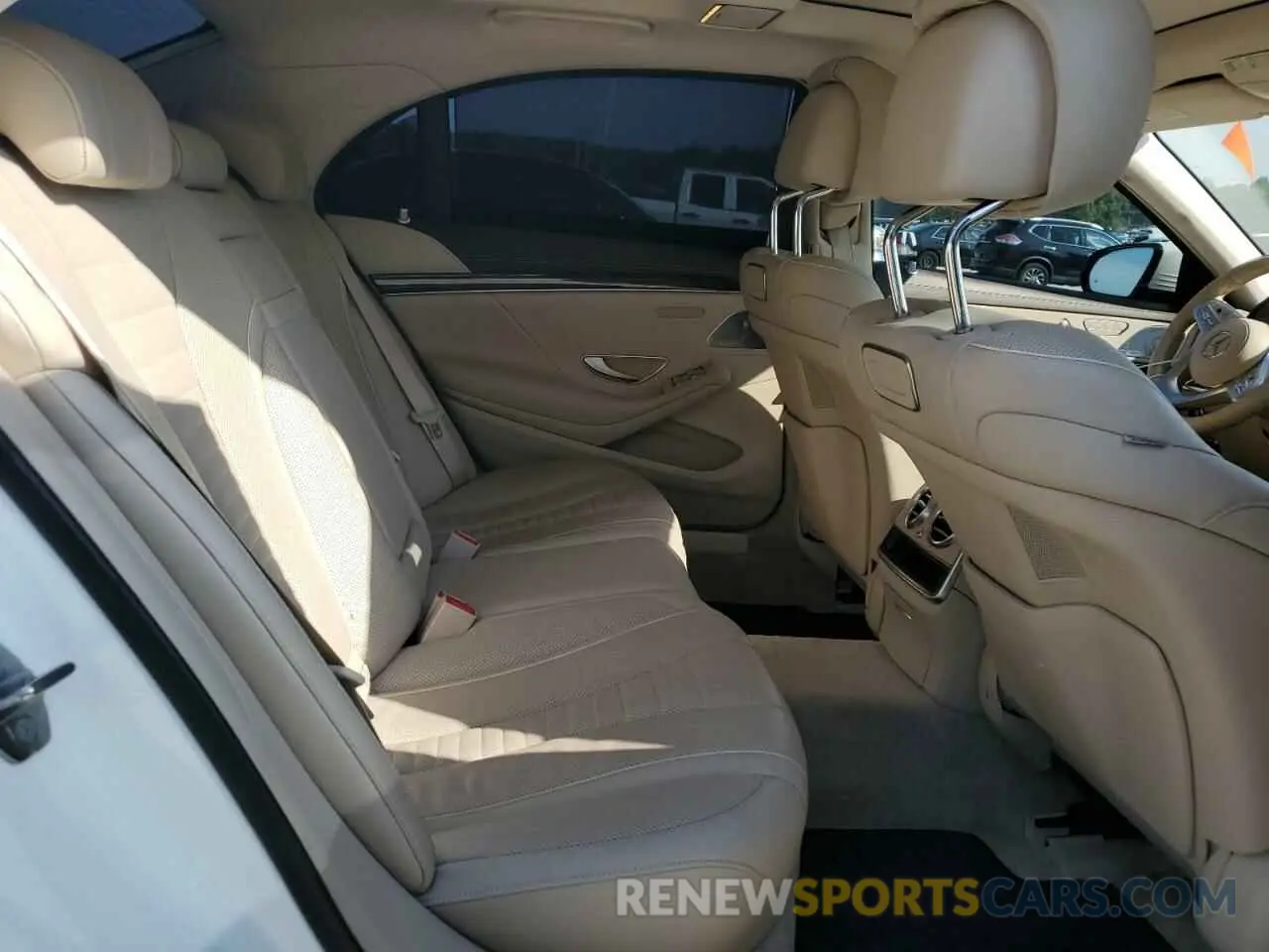 10 Photograph of a damaged car WDDUG8DB3KA438103 MERCEDES-BENZ S-CLASS 2019