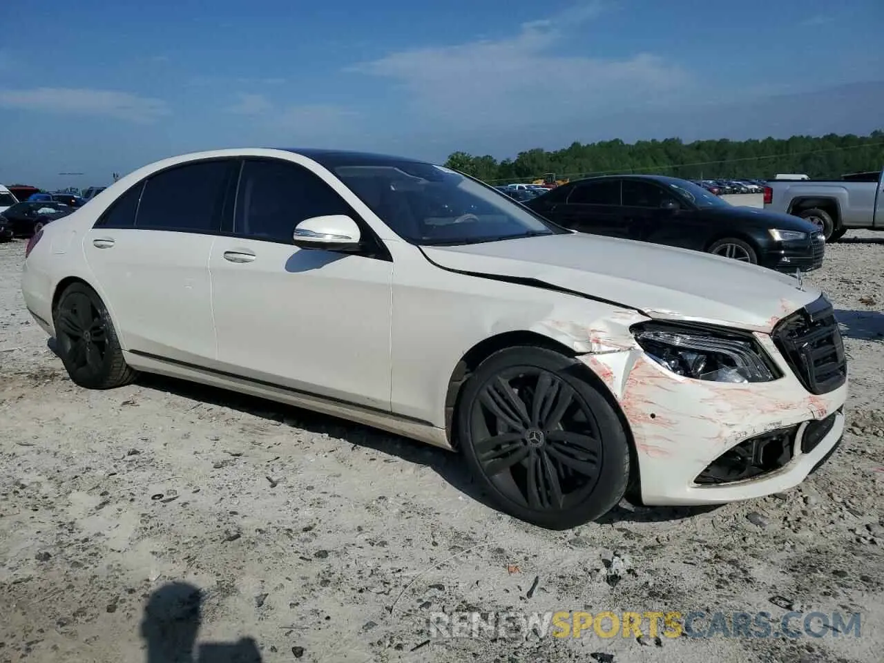 4 Photograph of a damaged car WDDUG8DB3KA438103 MERCEDES-BENZ S-CLASS 2019