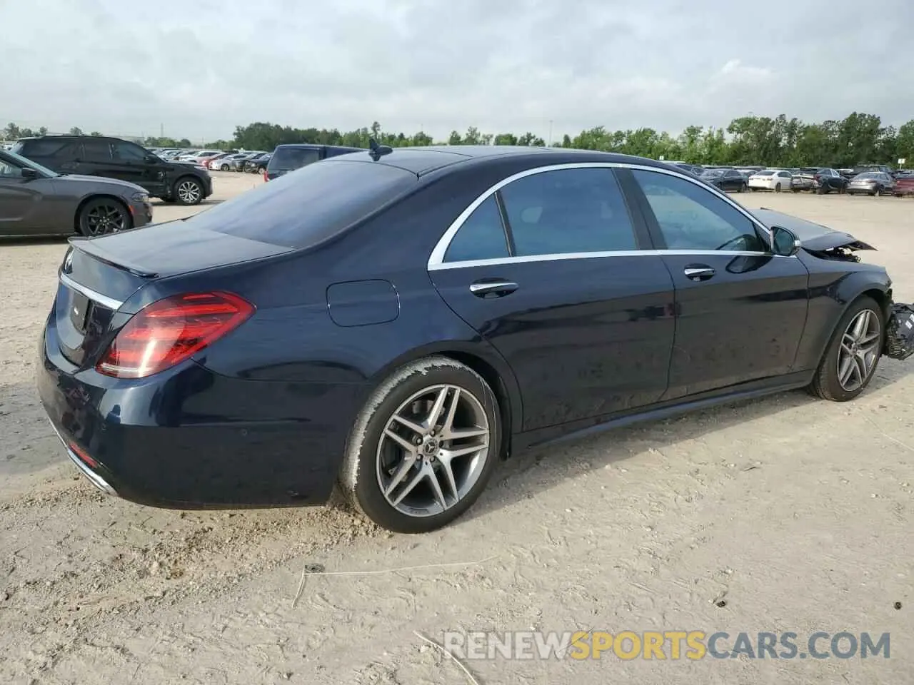 3 Photograph of a damaged car WDDUG8DB3KA449604 MERCEDES-BENZ S-CLASS 2019