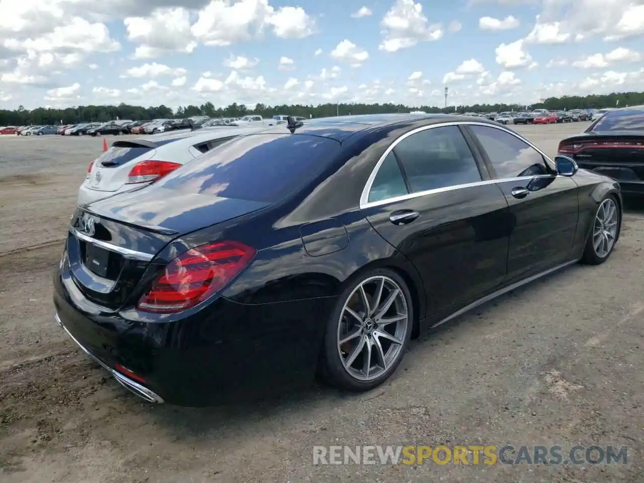 4 Photograph of a damaged car WDDUG8DB7KA437648 MERCEDES-BENZ S-CLASS 2019