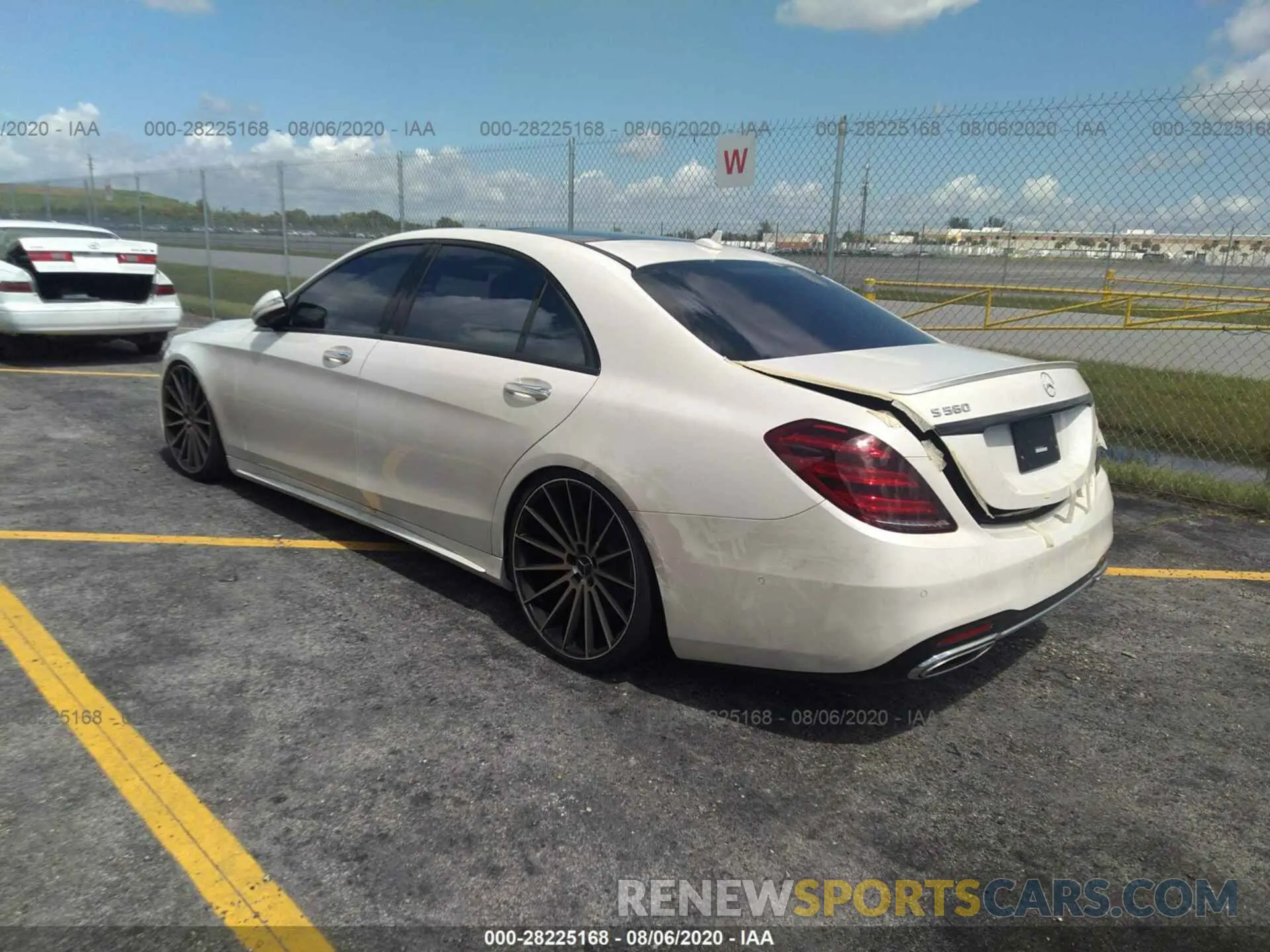 3 Photograph of a damaged car WDDUG8DB7KA453879 MERCEDES-BENZ S-CLASS 2019