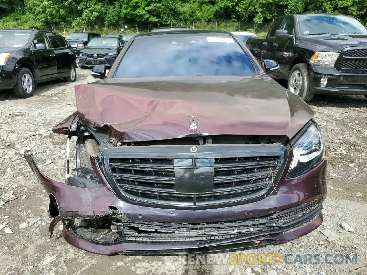 5 Photograph of a damaged car WDDUG8GB1KA460161 MERCEDES-BENZ S-CLASS 2019