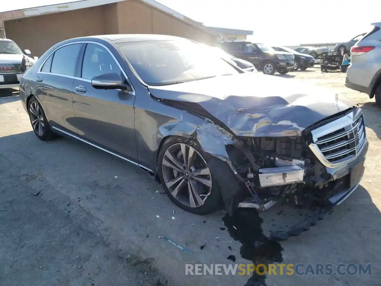 4 Photograph of a damaged car WDDUG8GB7KA469446 MERCEDES-BENZ S-CLASS 2019