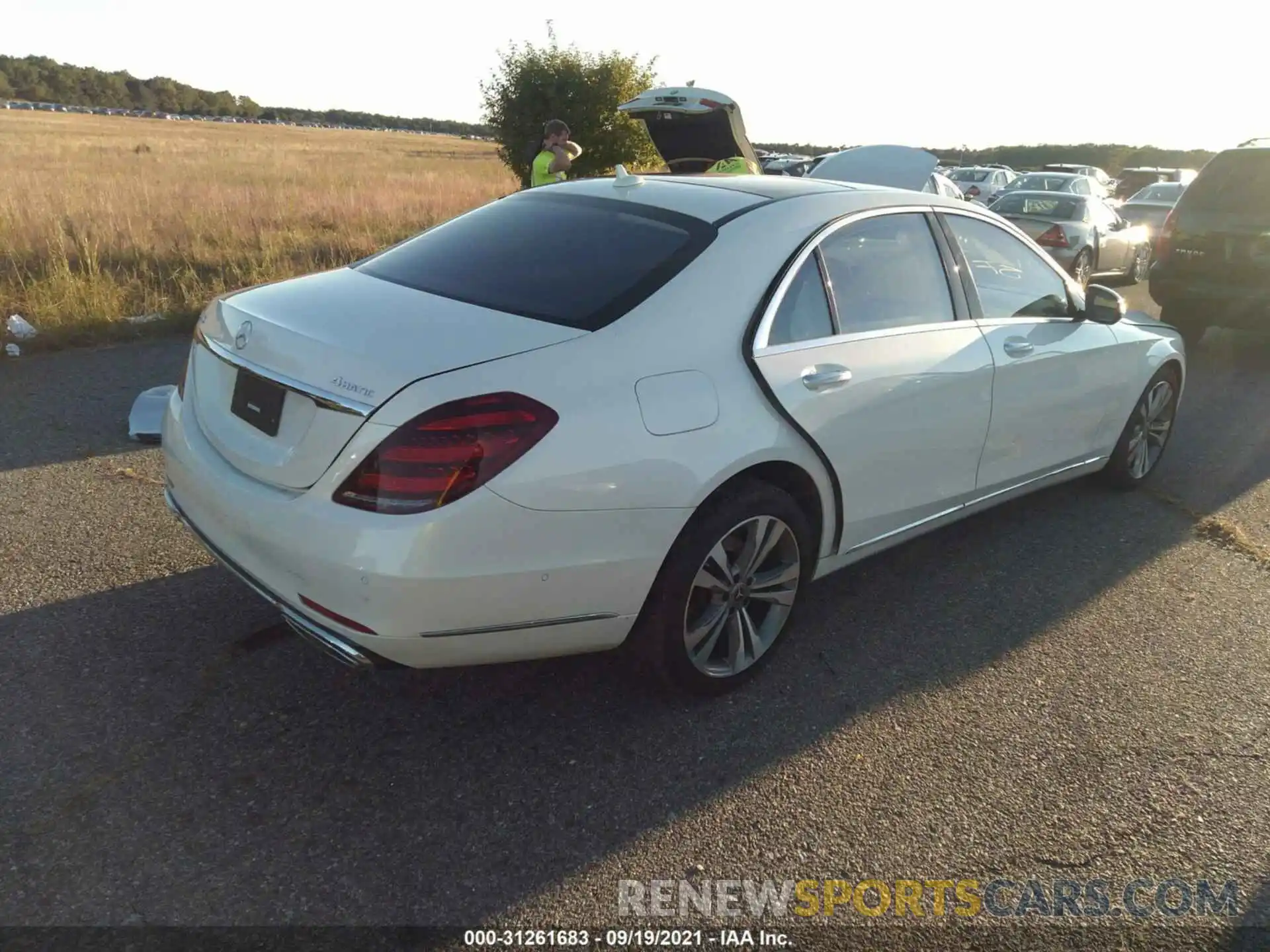 4 Photograph of a damaged car WDDUG8GB8KA435550 MERCEDES-BENZ S-CLASS 2019