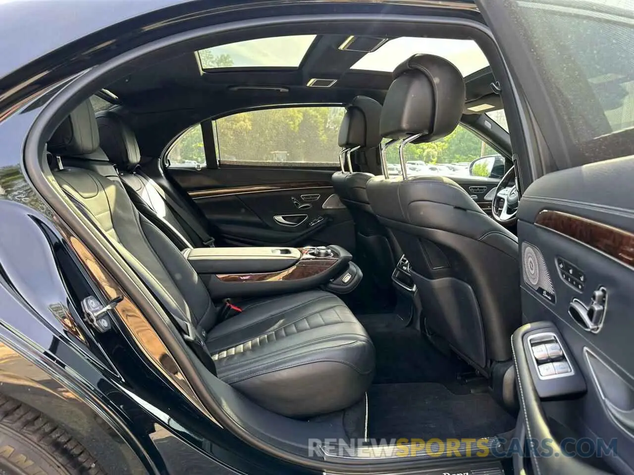 5 Photograph of a damaged car WDDUG8GB8KA443762 MERCEDES-BENZ S-CLASS 2019