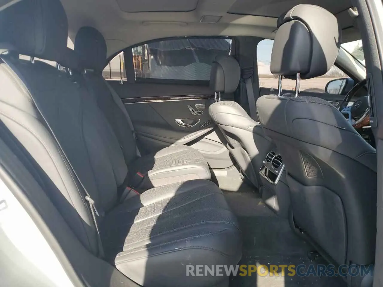 10 Photograph of a damaged car WDDUG8GBXKA465035 MERCEDES-BENZ S-CLASS 2019