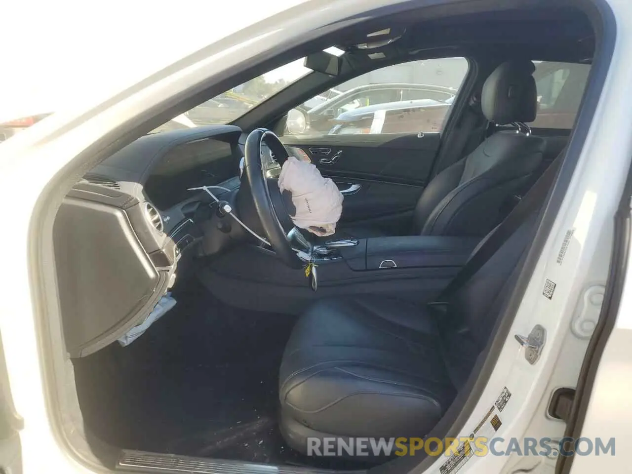 7 Photograph of a damaged car WDDUG6GB5LA502370 MERCEDES-BENZ S-CLASS 2020