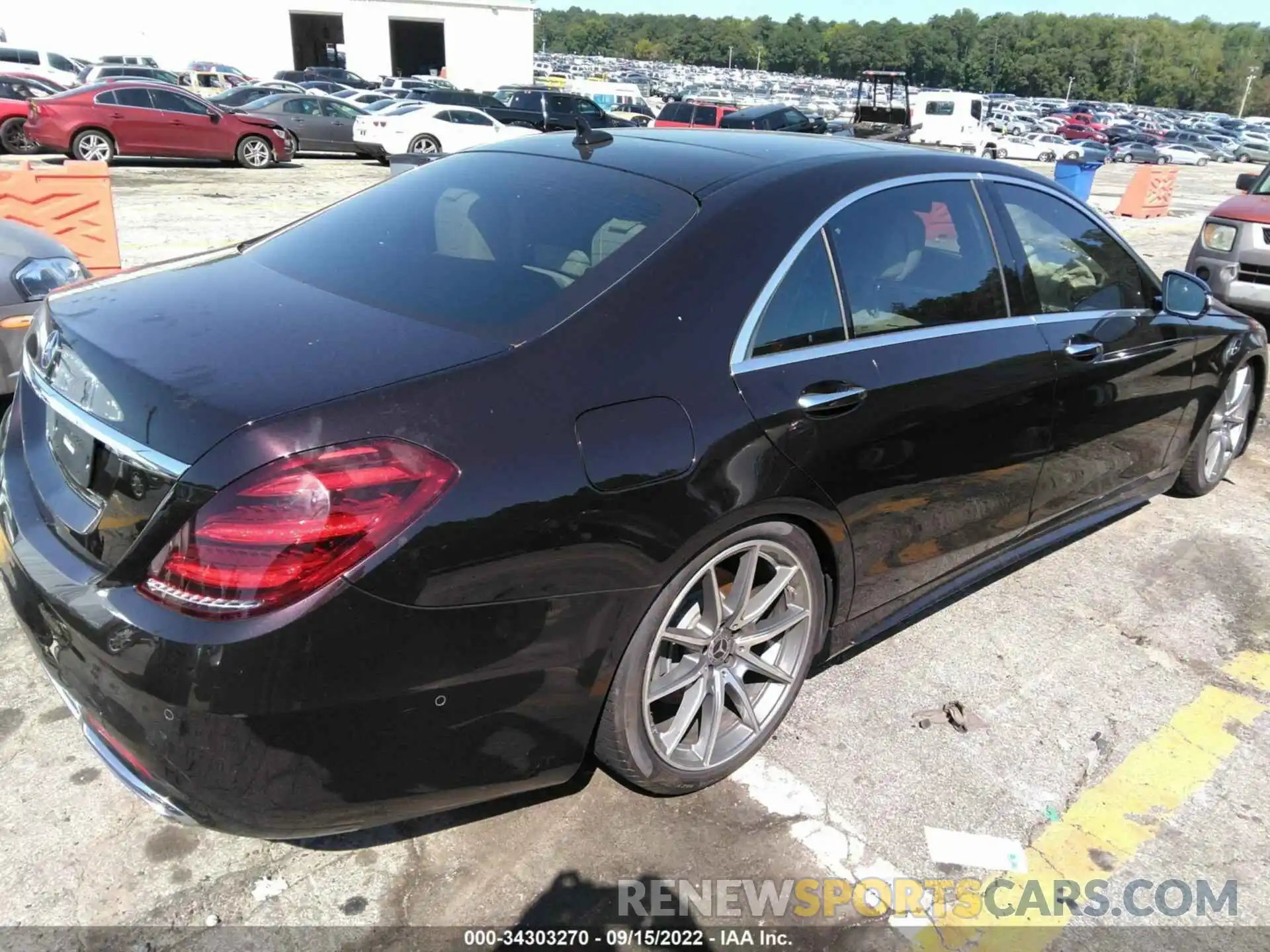 4 Photograph of a damaged car WDDUG8DB3LA510869 MERCEDES-BENZ S-CLASS 2020