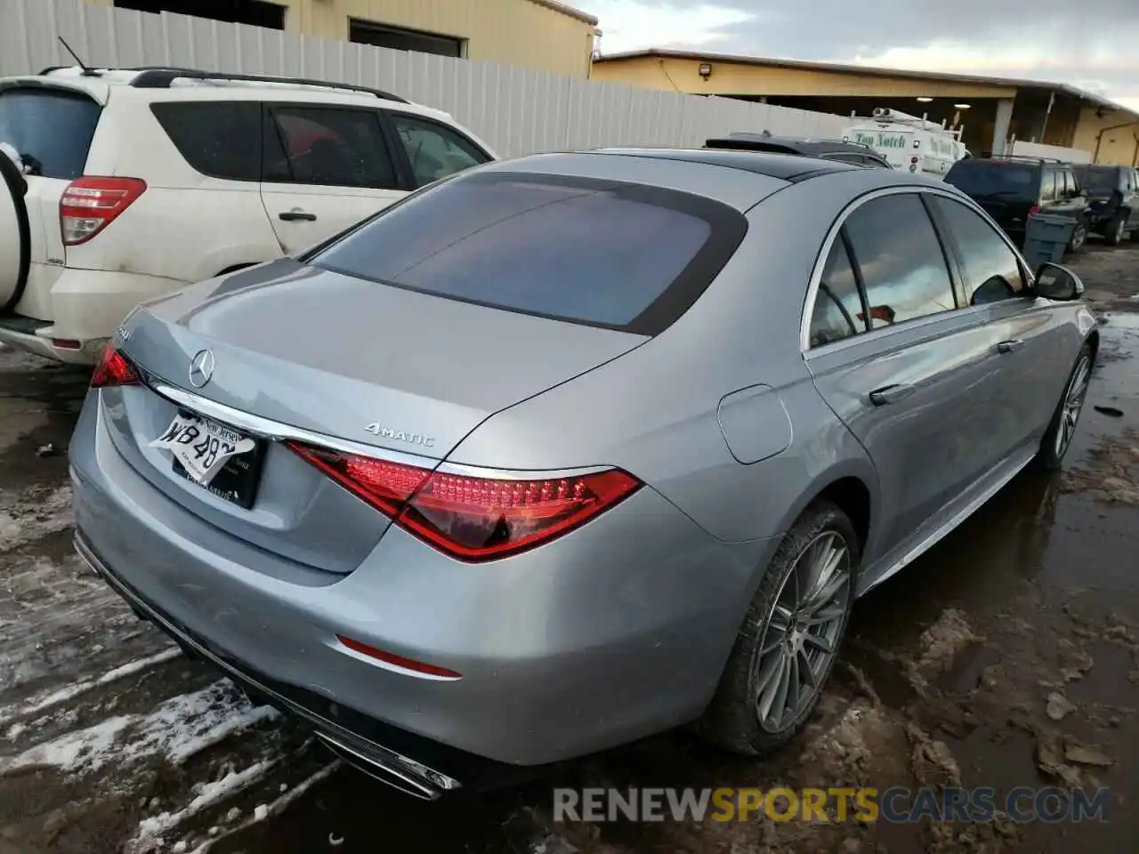 4 Photograph of a damaged car W1K6G7GB8MA017074 MERCEDES-BENZ S-CLASS 2021