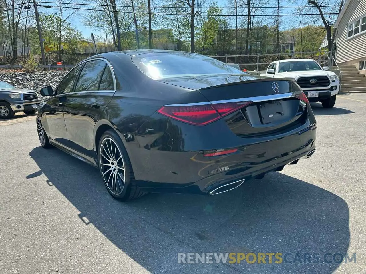 2 Photograph of a damaged car W1K6G7GB9MA036913 MERCEDES-BENZ S-CLASS 2021