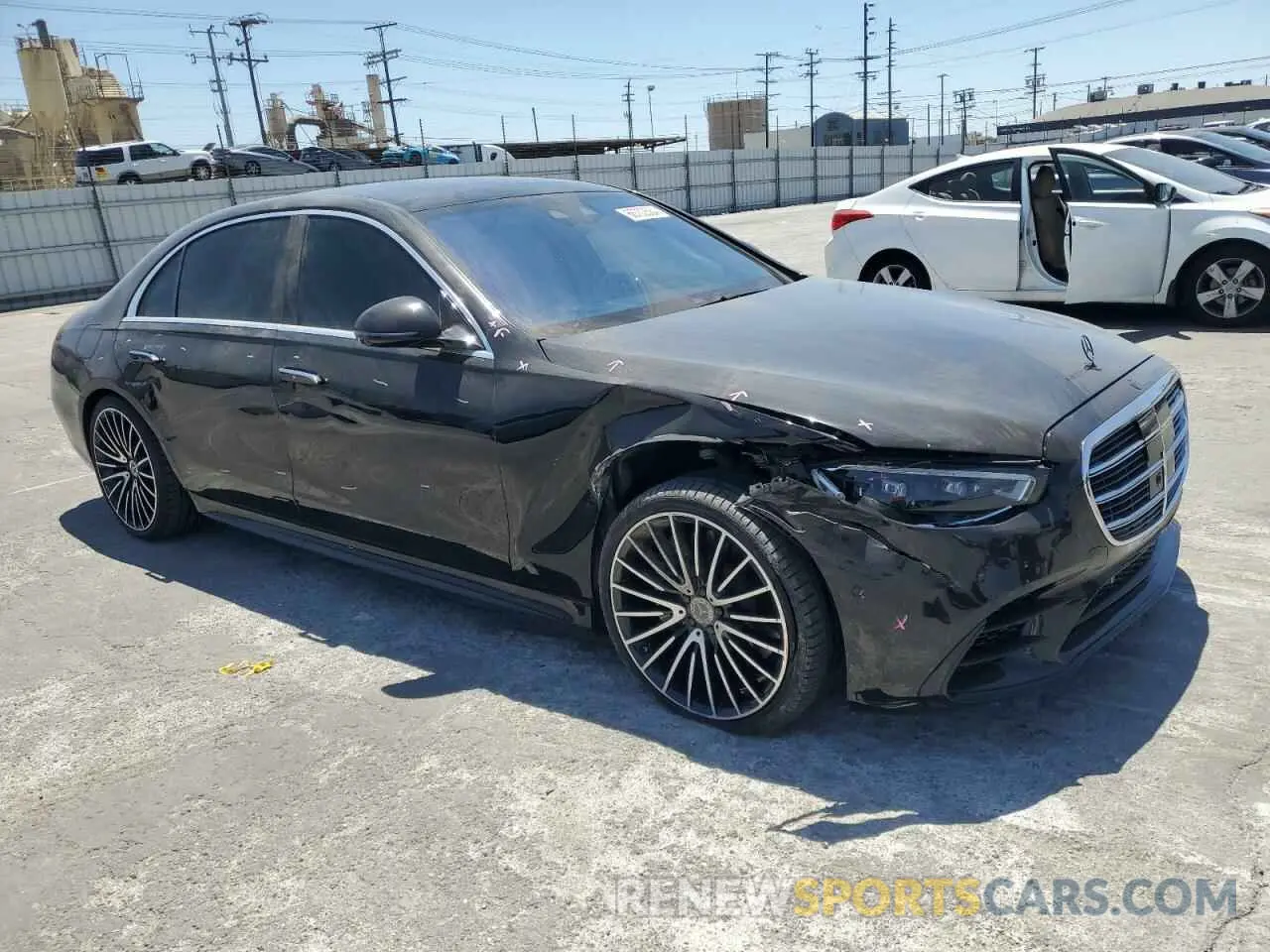 4 Photograph of a damaged car W1K6G7GBXMA024009 MERCEDES-BENZ S-CLASS 2021