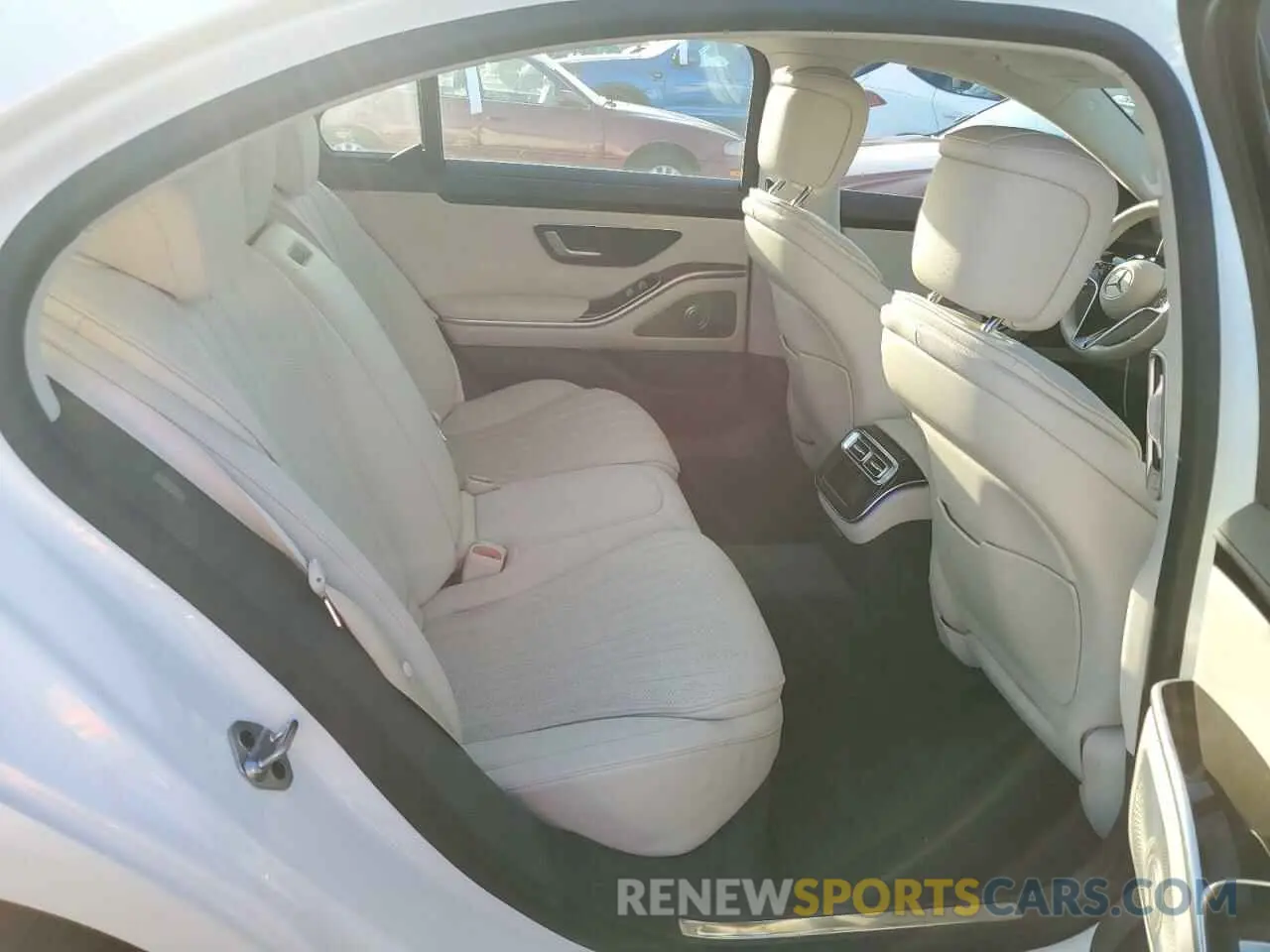 10 Photograph of a damaged car W1K6G6DB6NA078908 MERCEDES-BENZ S-CLASS 2022