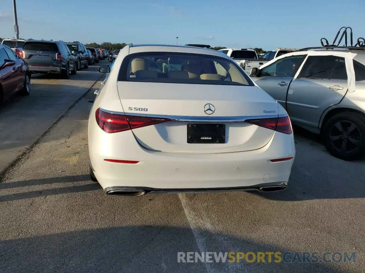 6 Photograph of a damaged car W1K6G6DB6NA078908 MERCEDES-BENZ S-CLASS 2022