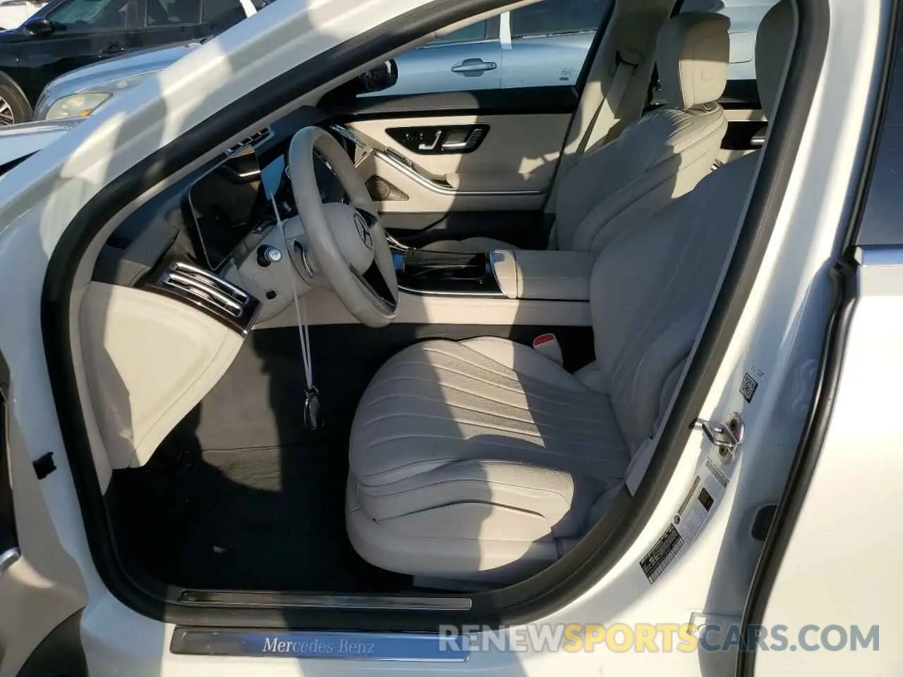 7 Photograph of a damaged car W1K6G6DB6NA078908 MERCEDES-BENZ S-CLASS 2022