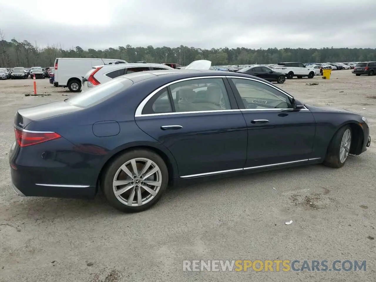 3 Photograph of a damaged car W1K6G6DB6NA156197 MERCEDES-BENZ S-CLASS 2022