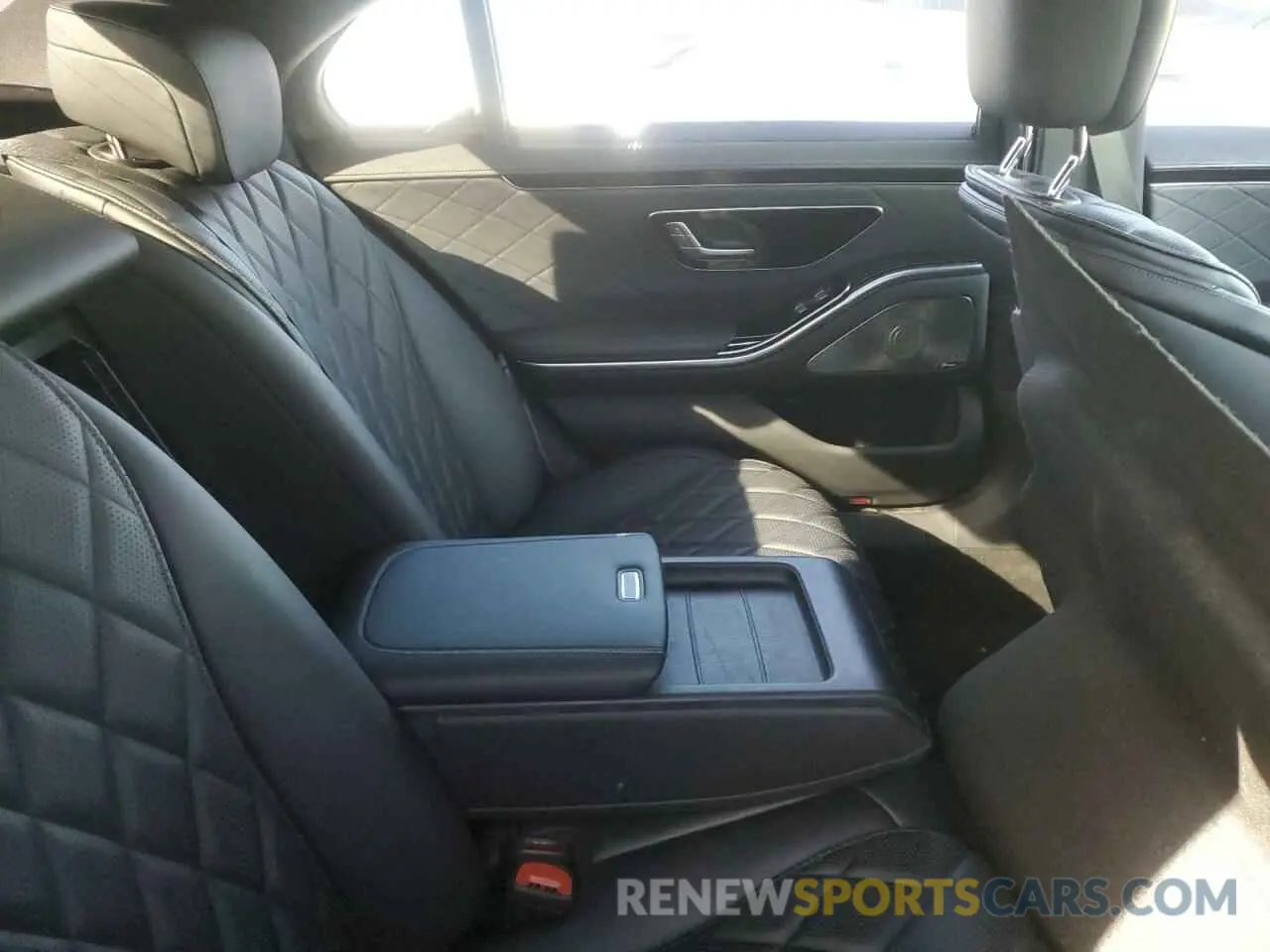 10 Photograph of a damaged car W1K6G6DB7NA119871 MERCEDES-BENZ S-CLASS 2022