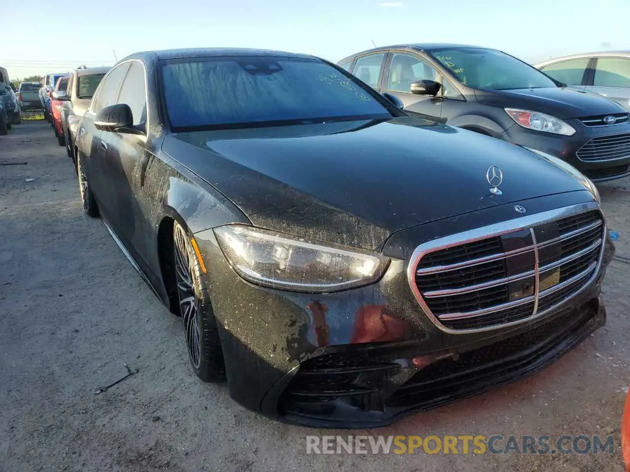 5 Photograph of a damaged car W1K6G6DB8NA149154 MERCEDES-BENZ S-CLASS 2022