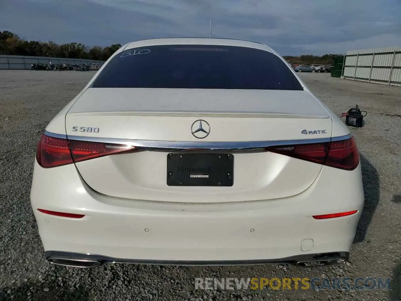 6 Photograph of a damaged car W1K6G7GB1NA130267 MERCEDES-BENZ S-CLASS 2022