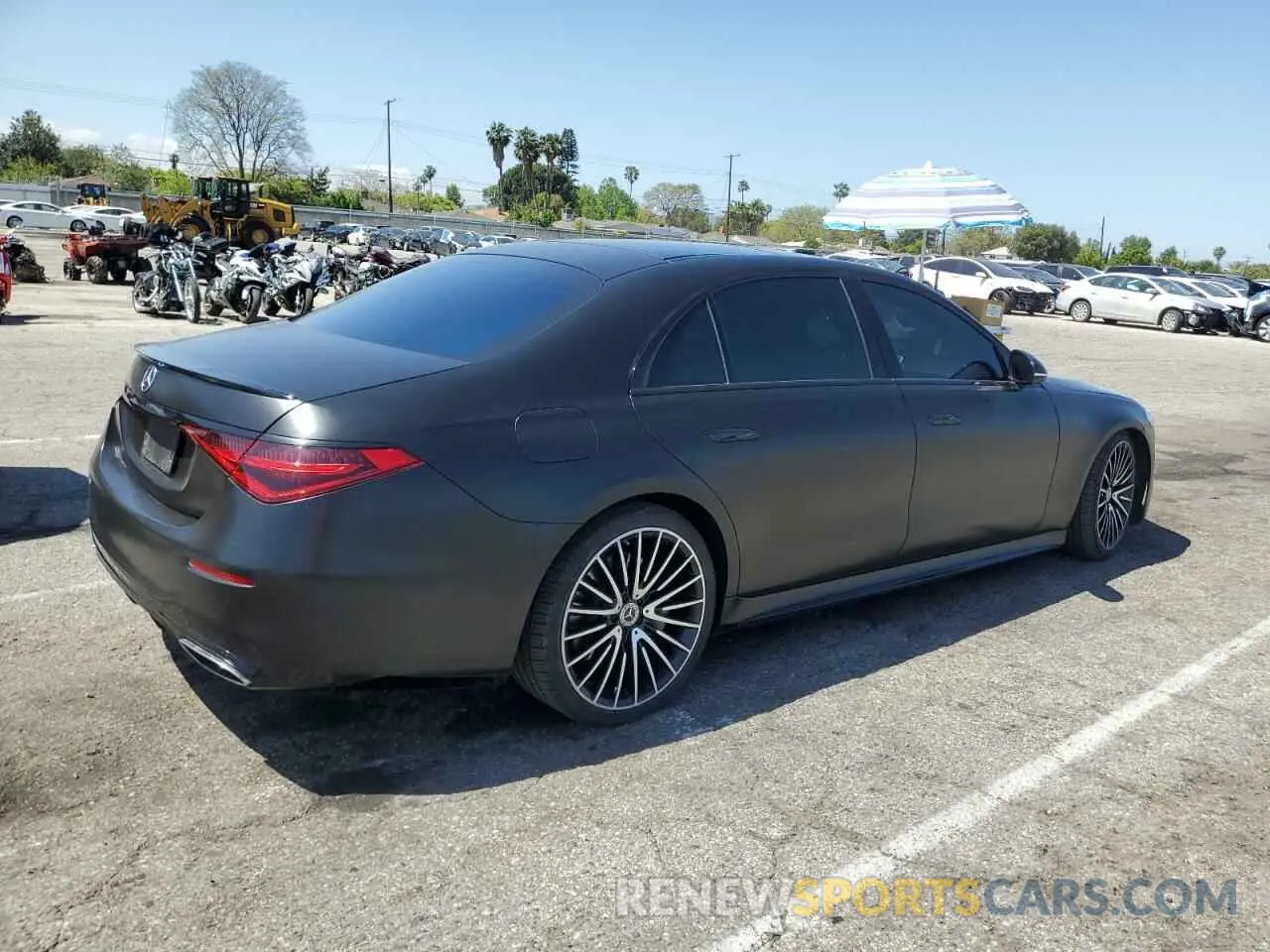3 Photograph of a damaged car W1K6G7GB2NA074646 MERCEDES-BENZ S-CLASS 2022