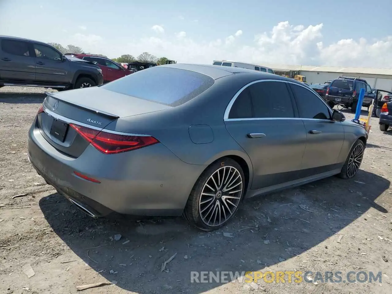 3 Photograph of a damaged car W1K6G7GB4NA106528 MERCEDES-BENZ S-CLASS 2022