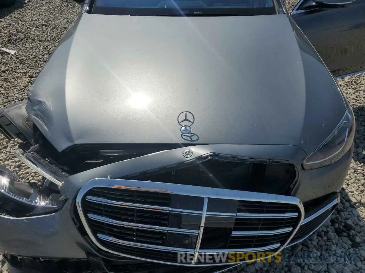 11 Photograph of a damaged car W1K6G7GB6NA097556 MERCEDES-BENZ S-CLASS 2022