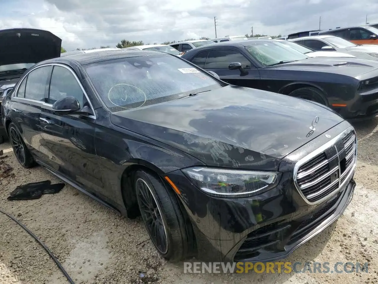 4 Photograph of a damaged car W1K6G7GB9NA129982 MERCEDES-BENZ S-CLASS 2022
