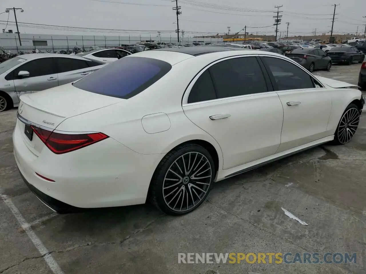 3 Photograph of a damaged car W1K6G7GBXNA127285 MERCEDES-BENZ S-CLASS 2022