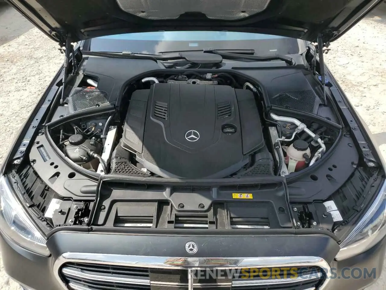 11 Photograph of a damaged car W1K6G7GBXNA133586 MERCEDES-BENZ S-CLASS 2022