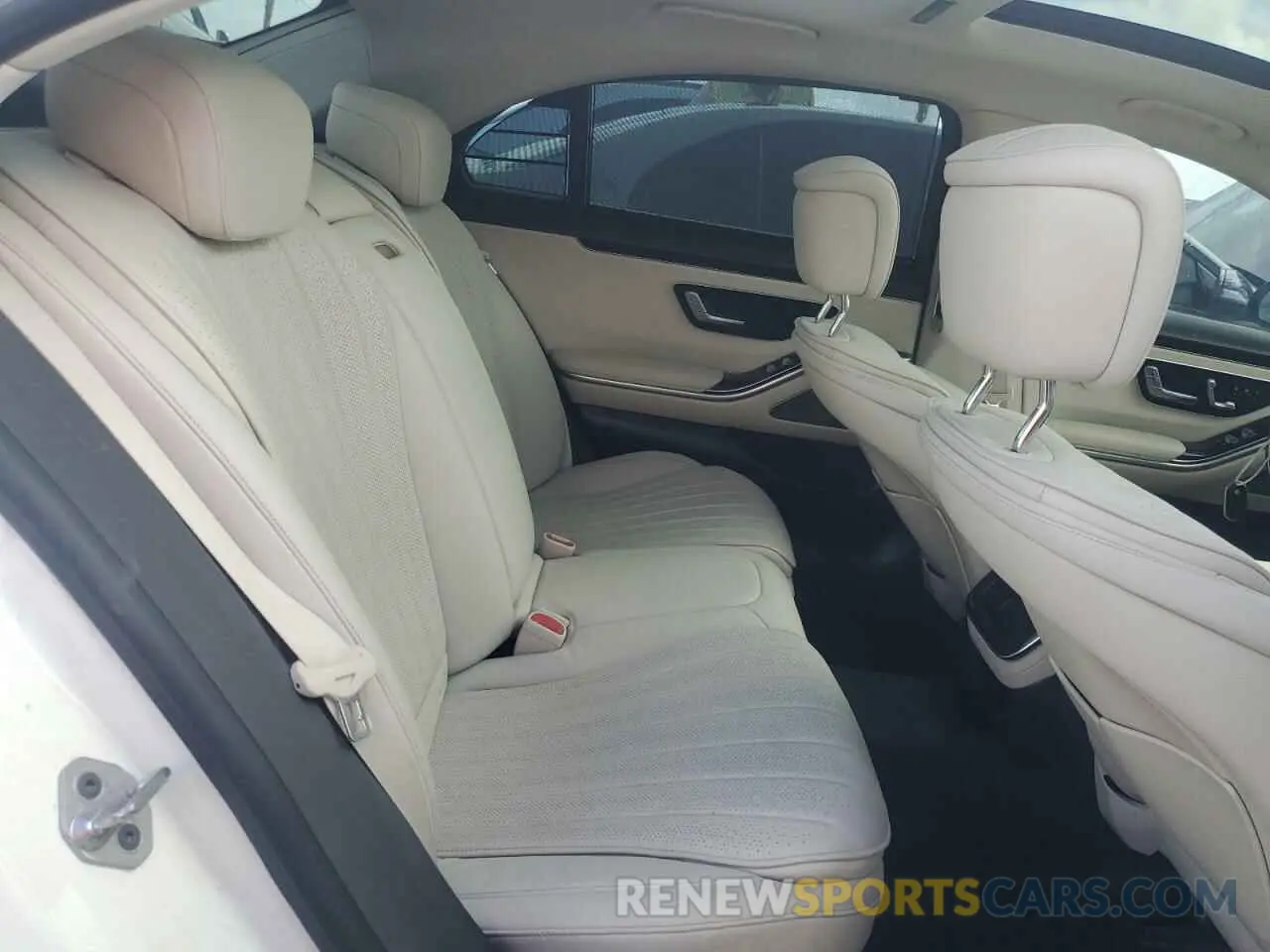 10 Photograph of a damaged car W1K6G6DB1PA173721 MERCEDES-BENZ S-CLASS 2023