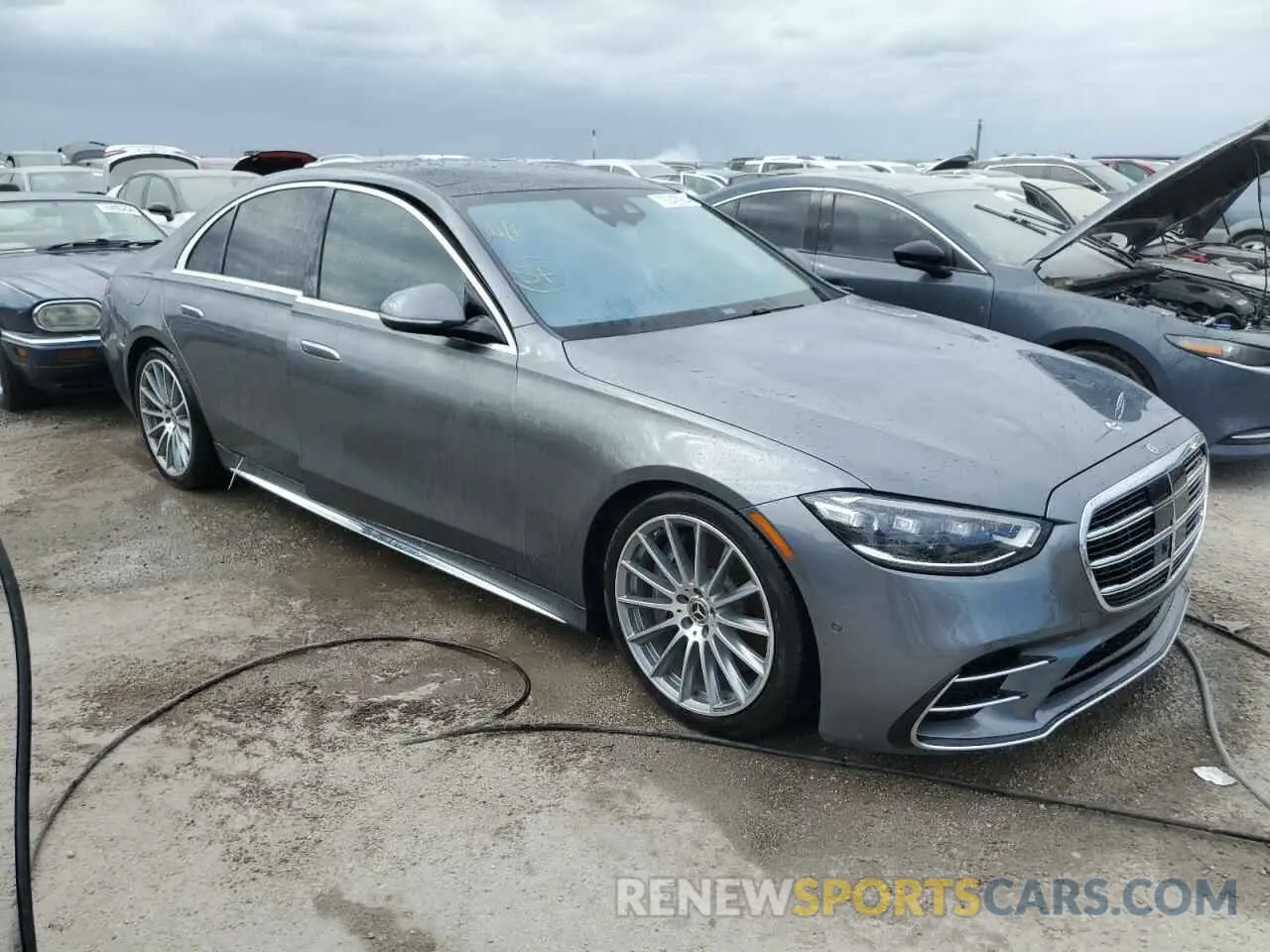 4 Photograph of a damaged car W1K6G6DB2PA187787 MERCEDES-BENZ S-CLASS 2023