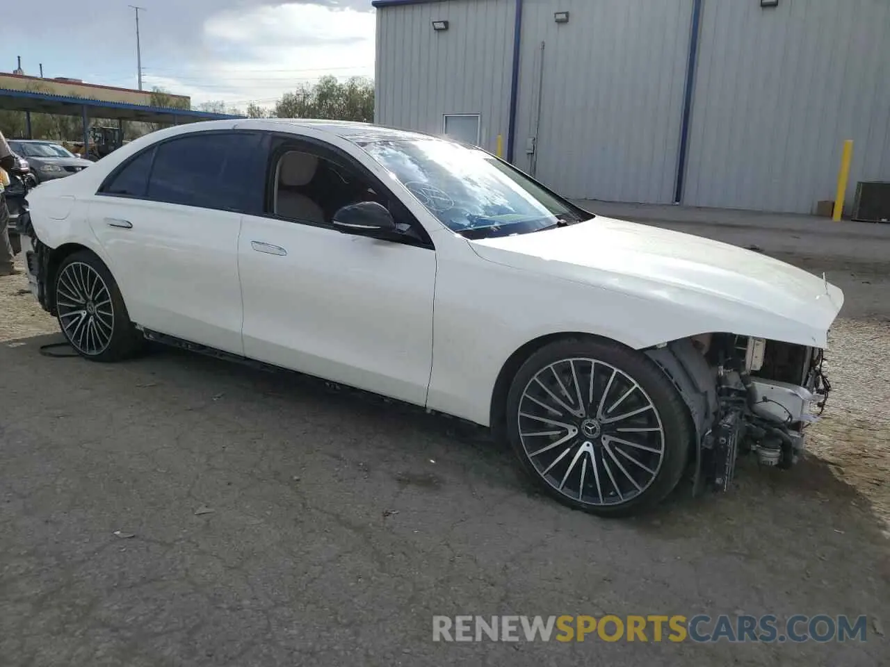 4 Photograph of a damaged car W1K6G7GB4PA179028 MERCEDES-BENZ S-CLASS 2023