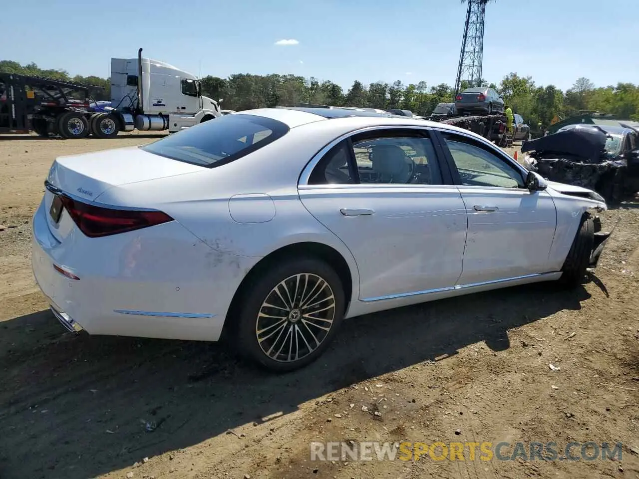 3 Photograph of a damaged car W1K6G7GB1RA282104 MERCEDES-BENZ S-CLASS 2024