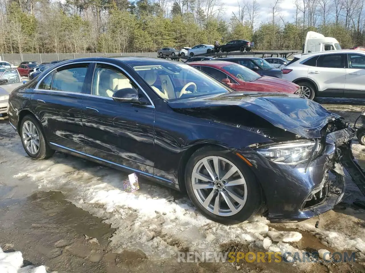 4 Photograph of a damaged car W1K6G7GB4RA291945 MERCEDES-BENZ S-CLASS 2024