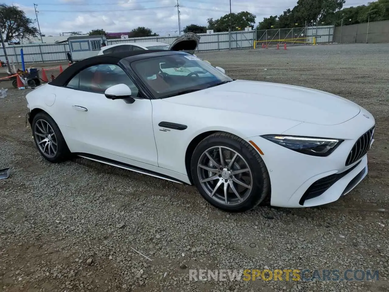 4 Photograph of a damaged car W1KVK5AB5RF021519 MERCEDES-BENZ SL 43 AMG 2024