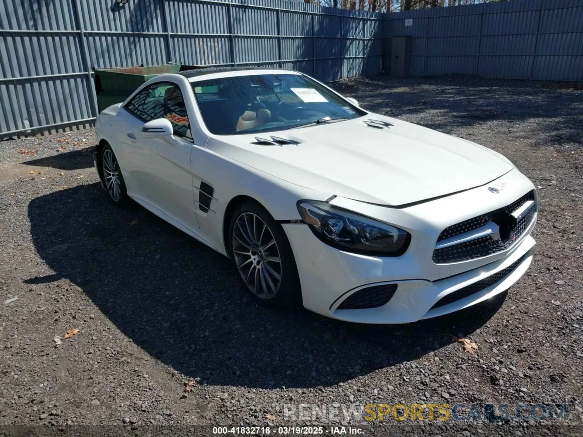 1 Photograph of a damaged car WDDJK6GA8KF056192 MERCEDES-BENZ SL 450 2019
