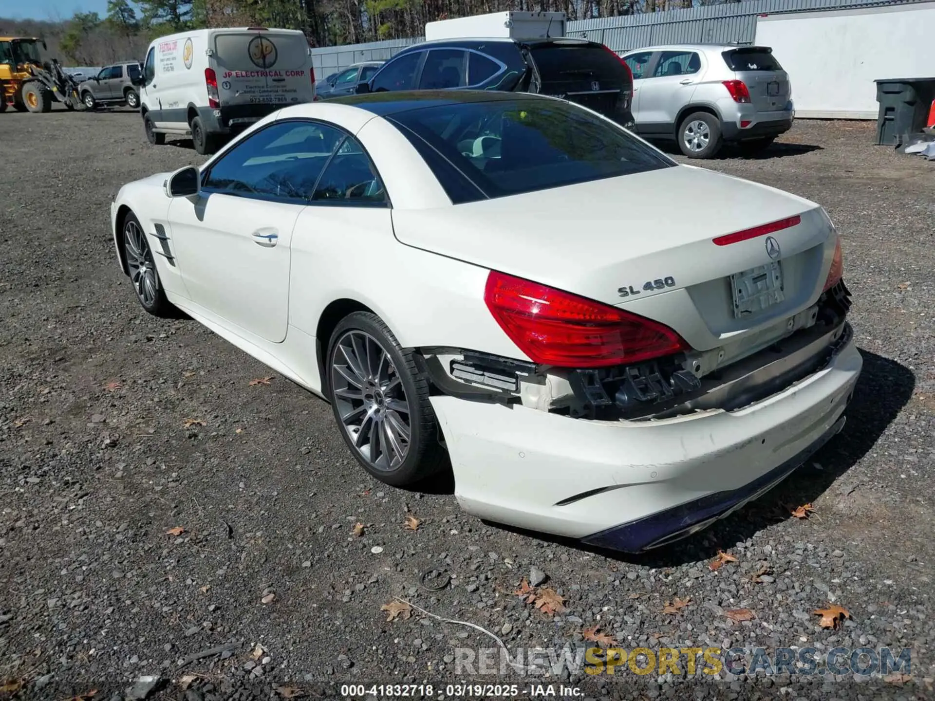 3 Photograph of a damaged car WDDJK6GA8KF056192 MERCEDES-BENZ SL 450 2019
