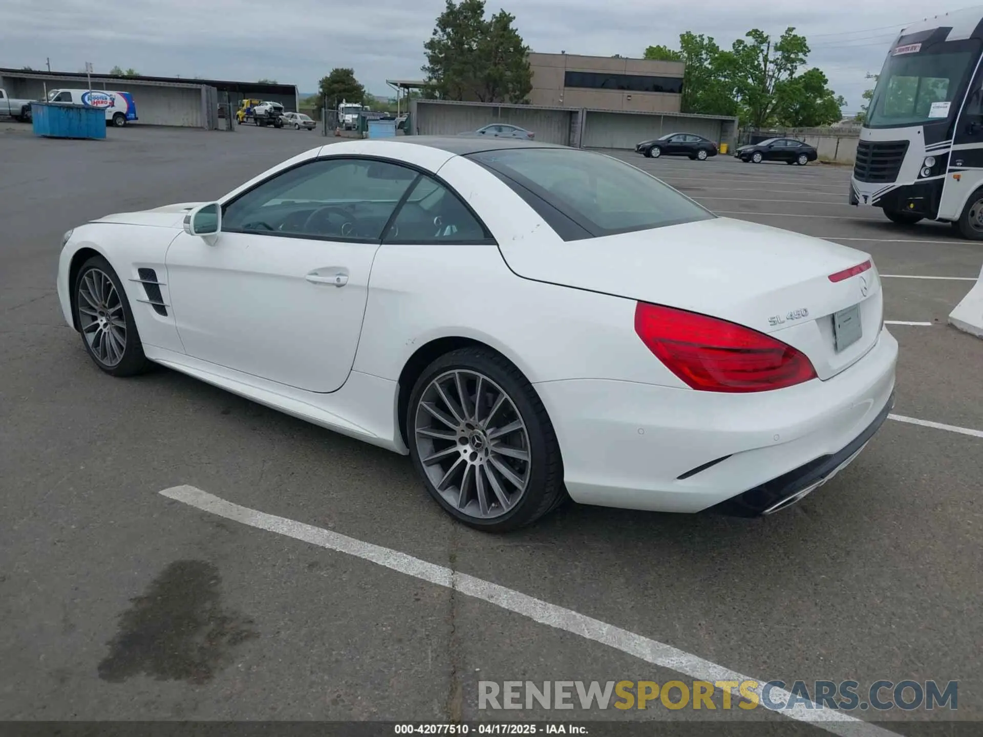 3 Photograph of a damaged car WDDJK6GAXKF055657 MERCEDES-BENZ SL 450 2019