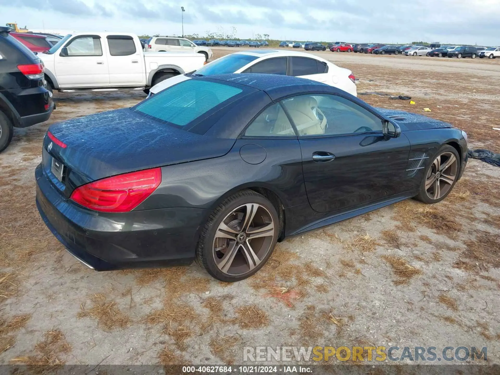 4 Photograph of a damaged car W1KJK6GA4LF061875 MERCEDES-BENZ SL 450 2020