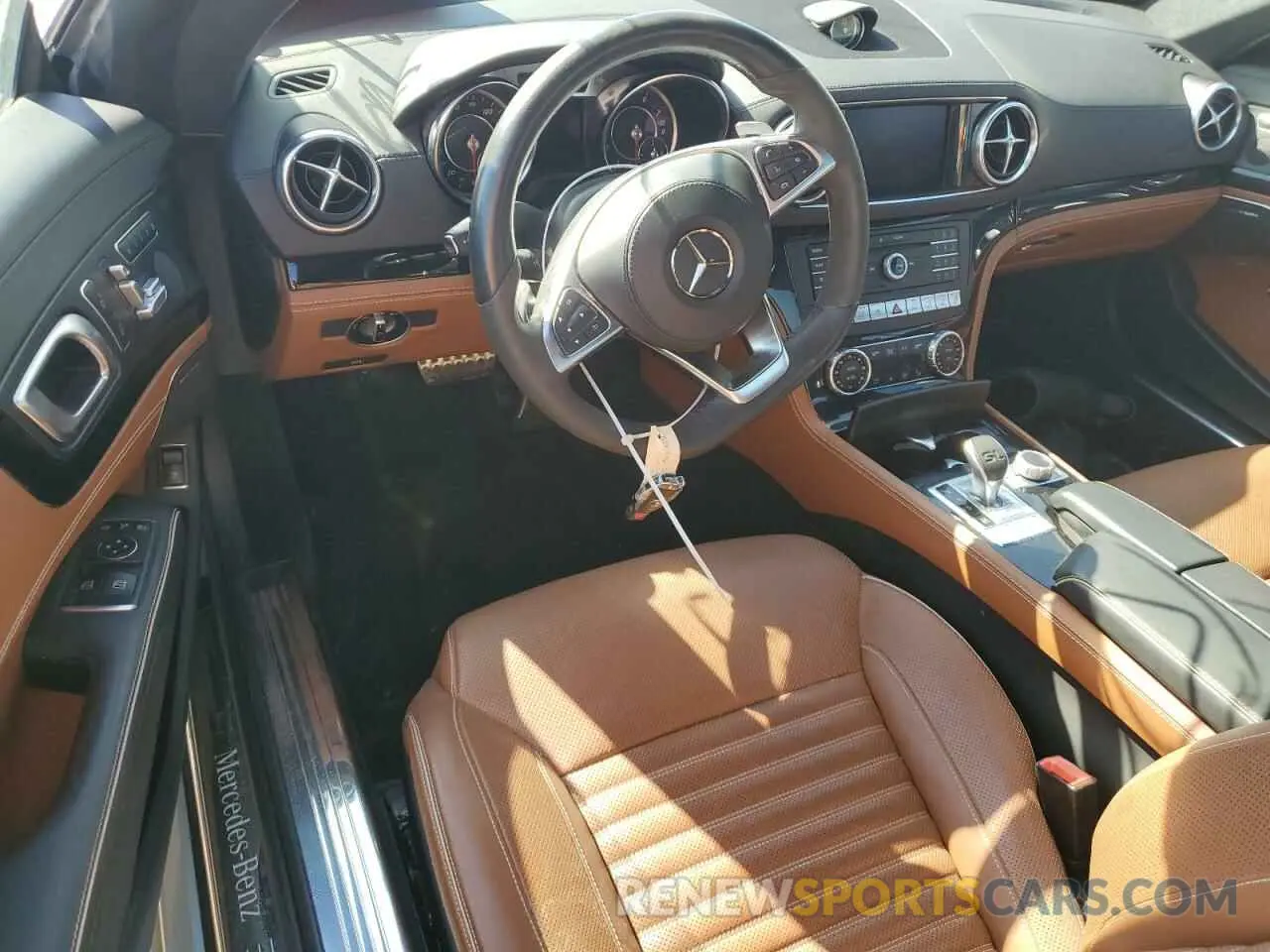 8 Photograph of a damaged car WDDJK7DA5LF058672 MERCEDES-BENZ SL-CLASS 2020