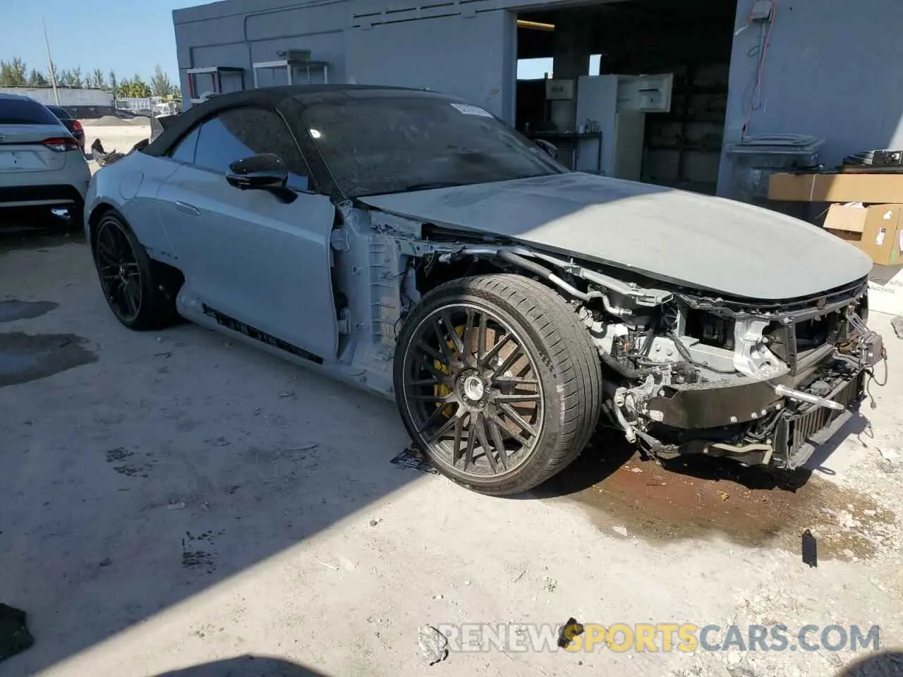 4 Photograph of a damaged car W1KVK8AB1PF014842 MERCEDES-BENZ SL-CLASS 2023